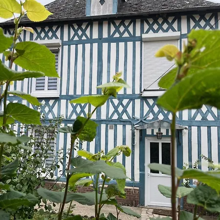 Holiday home Gite Les Colombages *